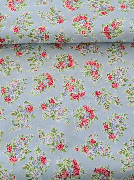 0,5m ,Westfalenstoffe Baumwolle, hellblau rot grün Rosen Bouquet,Organic Cotton