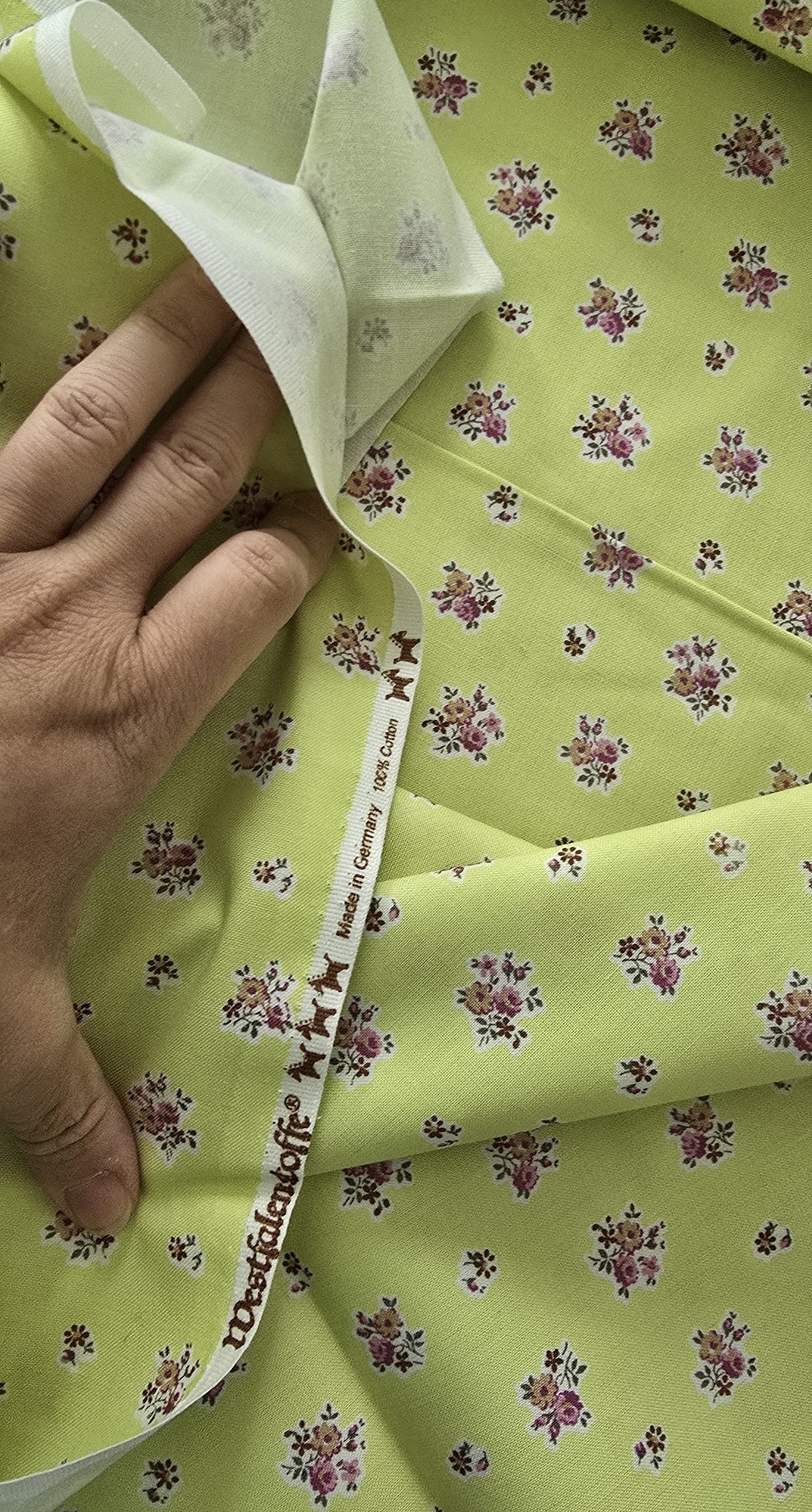 0,5m ,Westfalenstoffe Baumwolle, senf grün, Blumen Bouquet, Prinzessin,Organic Cotton