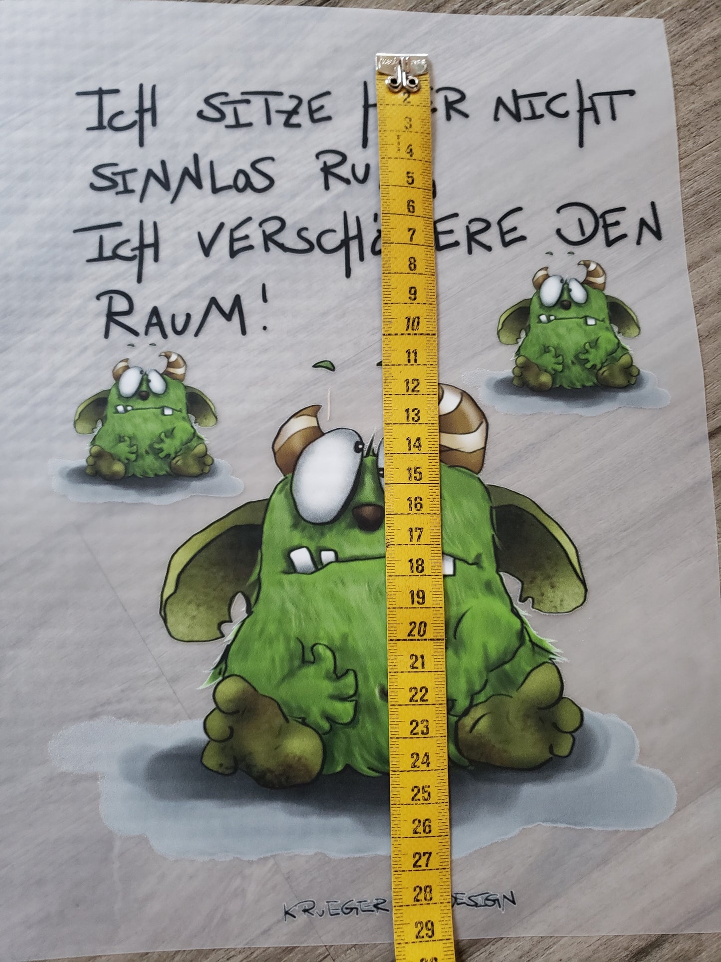 A4 Bügelbild Kruegerhausdesign Monster, Ich sitze hier..., mit Liebe illustriert