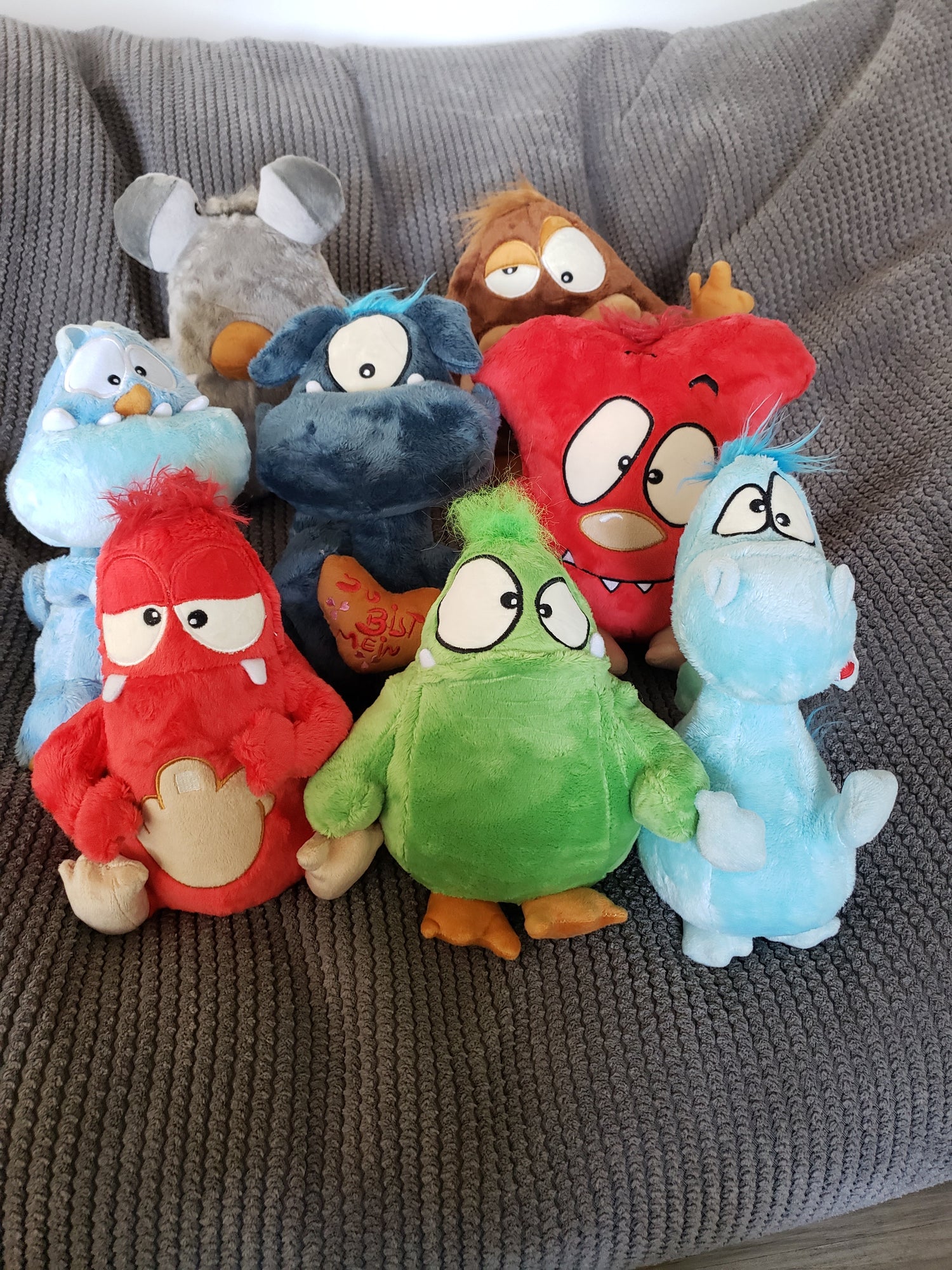 Plüschmonster & Kuscheldecken