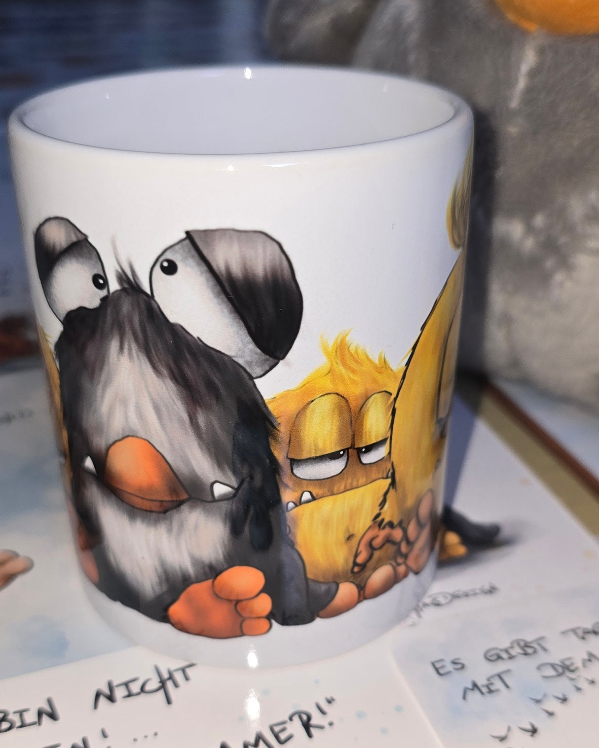 Henry Monster Geschenkset mit Tasse & 10 Postkarten | FINAL SALE – nur 2× verfügbar