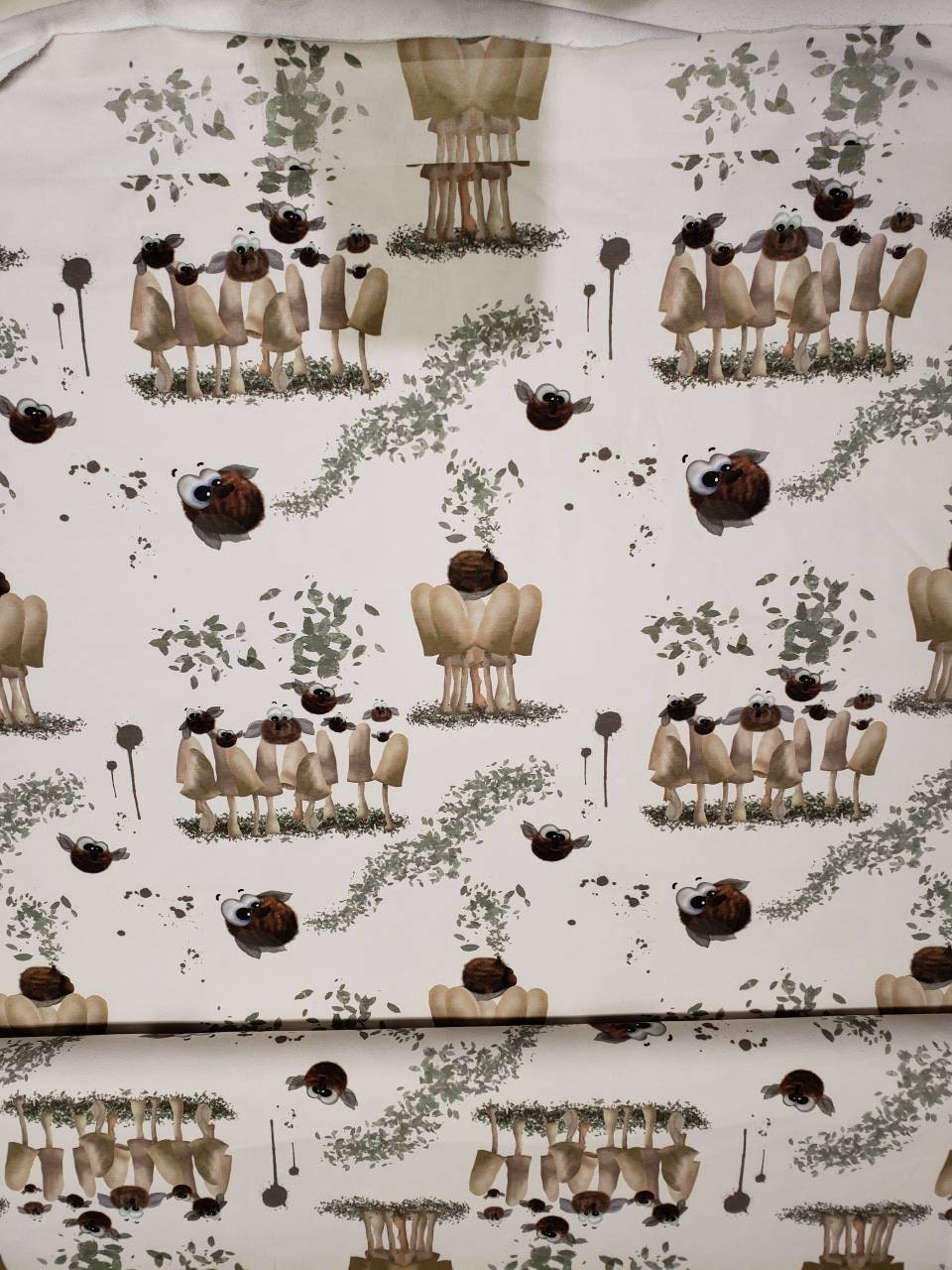 French Terry, Sommer Sweat, Stoff, Eigenzeichnung, Eigenproduktion,  Fliegen Pilze, creme braun