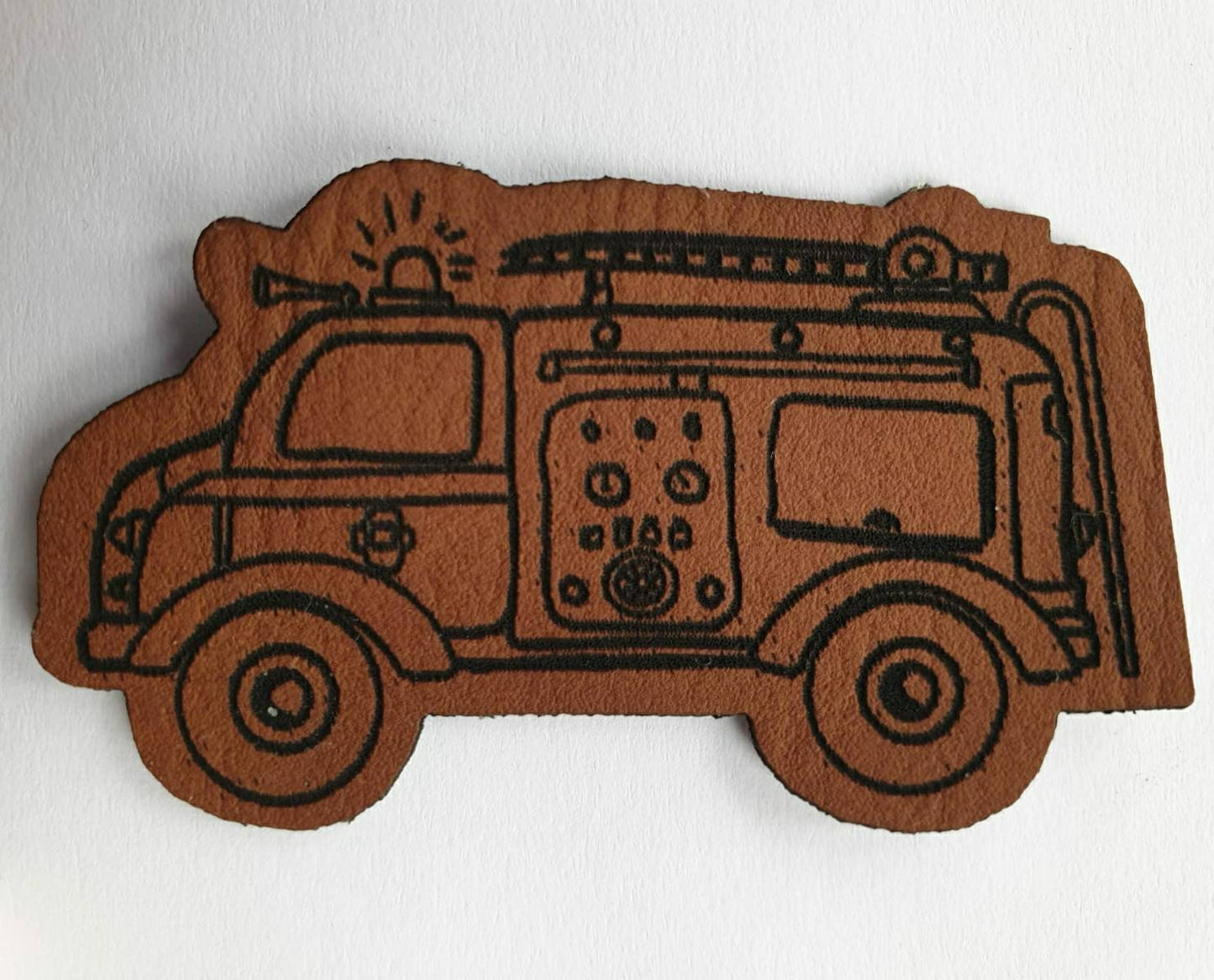 Kunstleder Label, Patch, Etikett, Aufnäher in rot oder braun Feuerwehr